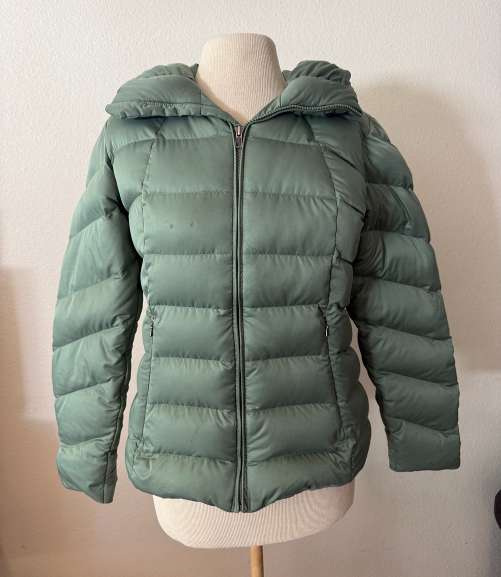 Patagonia Jacket Womens M Green Hooded Down Quilted Puffer Downtown *FLAWS